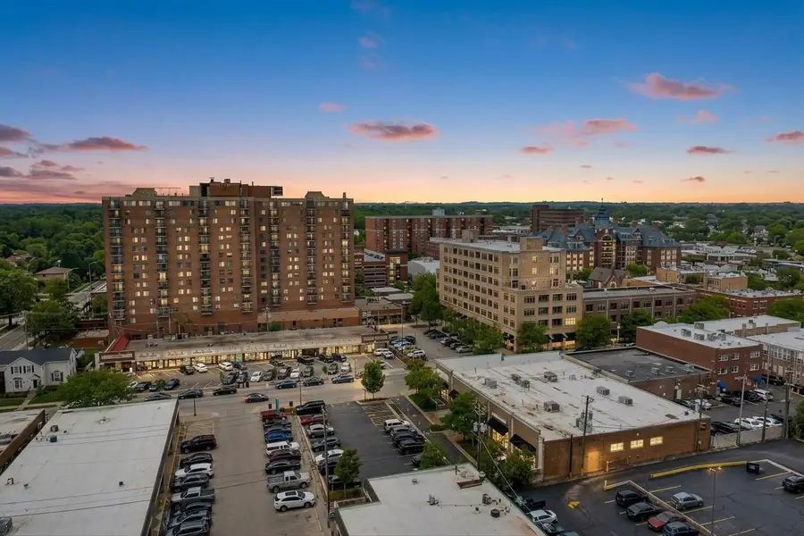 77 S Evergreen Avenue #806, Arlington Heights, IL 60005 - #2