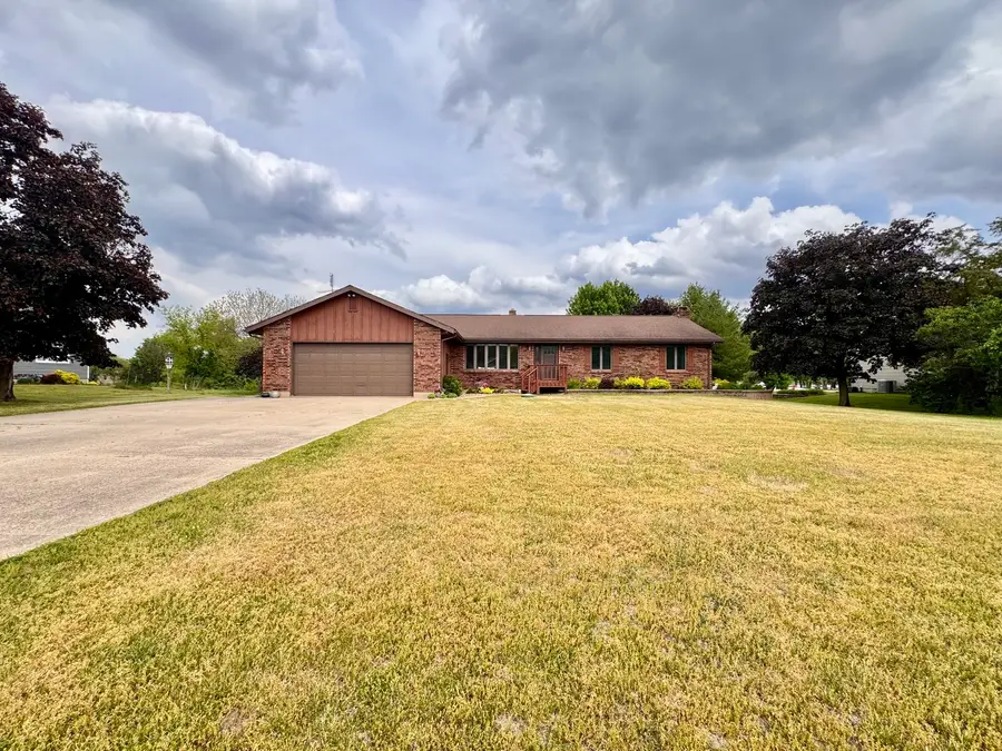 758 Marine Drive, Dixon, IL 61021 - #2