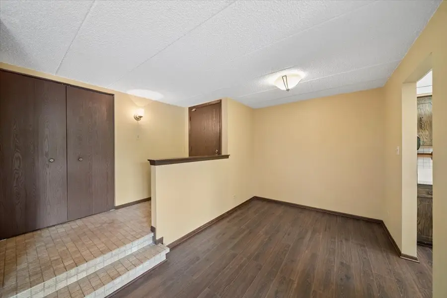 525 Cumnor Road #204, Westmont, IL 60559 - #3