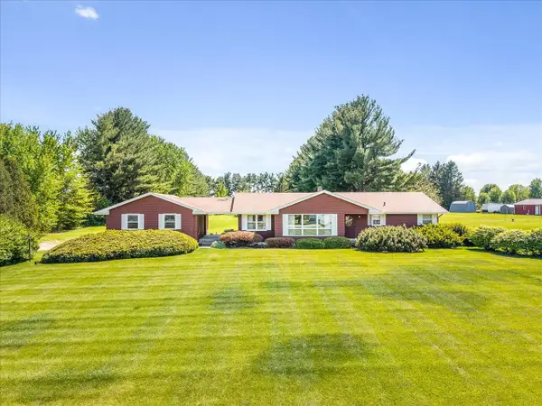 9640 Cunningham Road, Winnebago, IL 61088