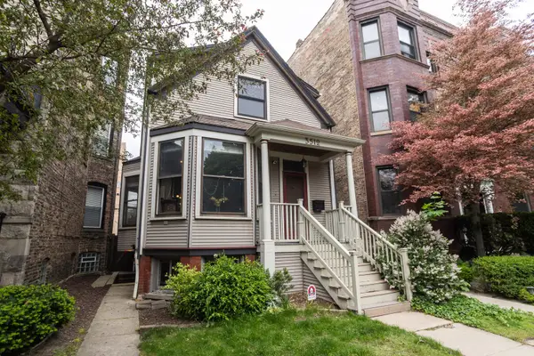3512 N Bosworth Avenue, Chicago, IL 60657