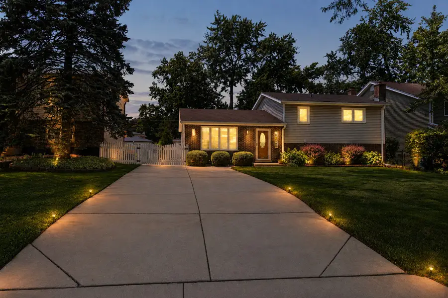 786 N Parker Street, Elmhurst, IL 60126 - #2