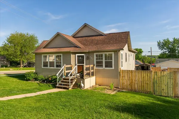131 E Iowa Street, Spring Valley, IL 61362