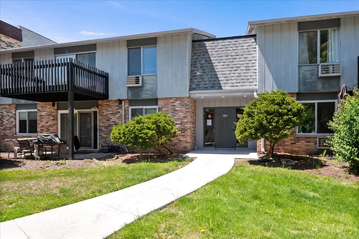 920 E Old Willow Road #202, Prospect Heights, IL 60070 - #1