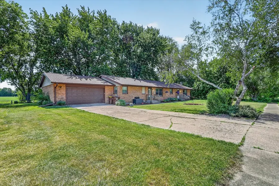 2140 Davis Drive, Belvidere, IL 61008 - #2