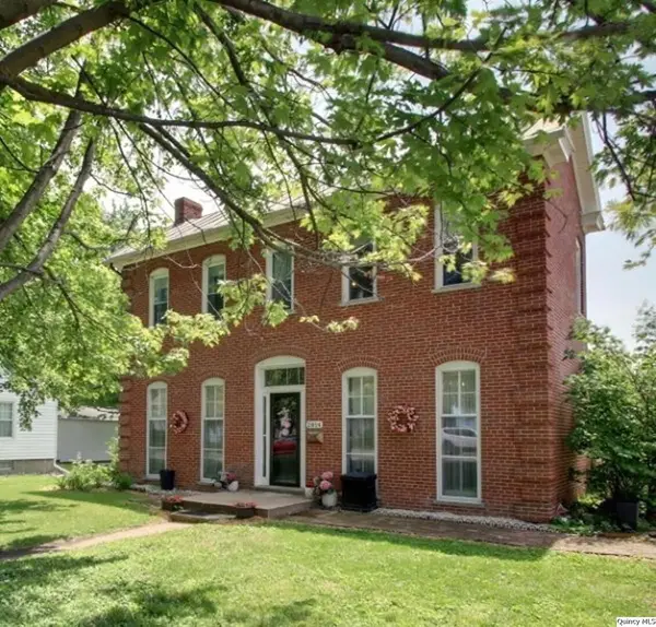 2814 Hampshire Street, Quincy, IL 62301