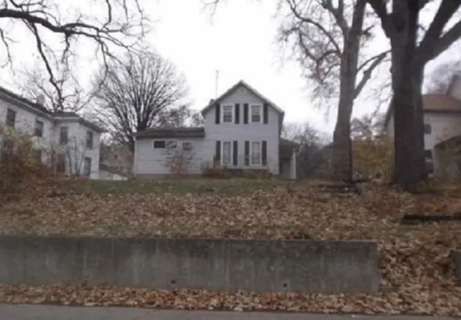 317 Clark Street, Marseilles, IL 61341 - #2