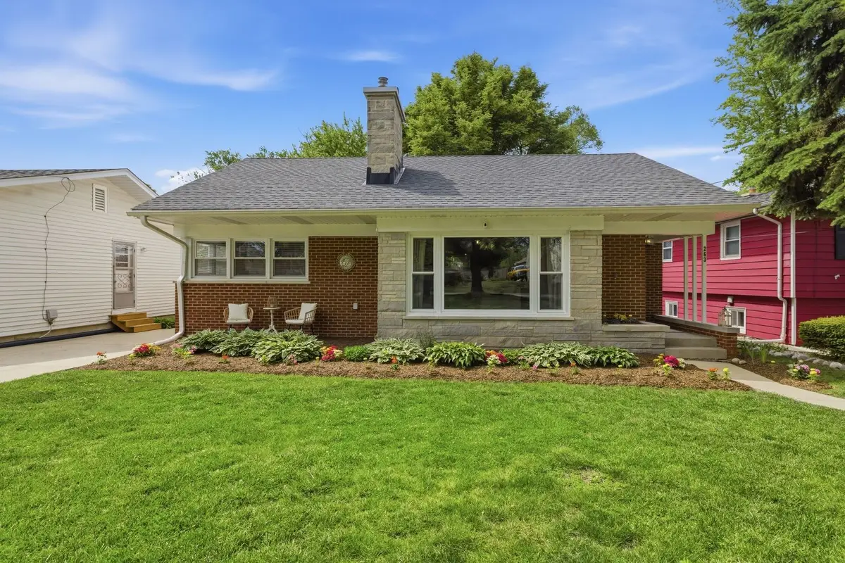 263 Hill Avenue, Glen Ellyn, IL 60137 - #1