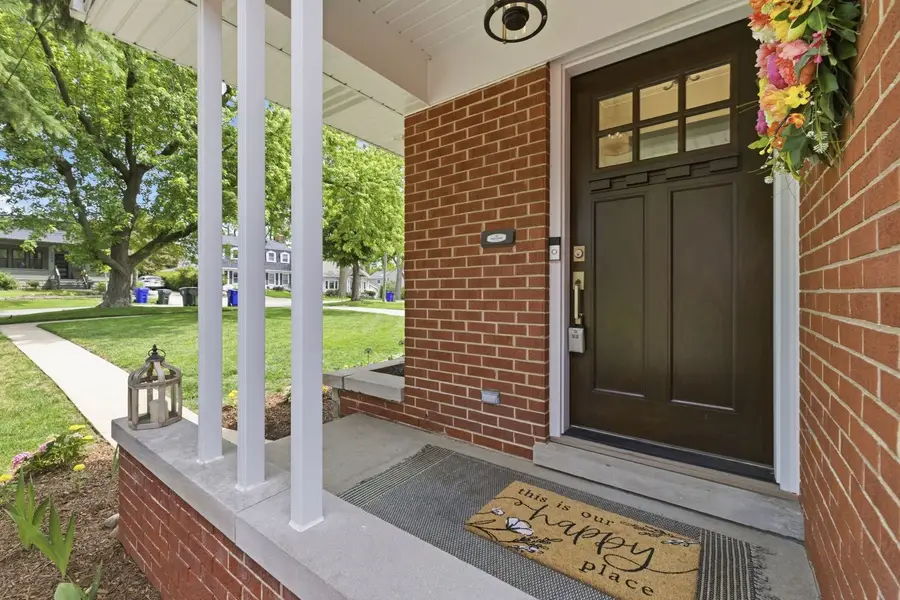 263 Hill Avenue, Glen Ellyn, IL 60137 - #2