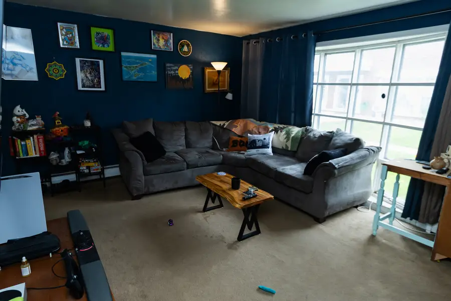 8810 Robin Drive #D, Des Plaines, IL 60016 - #3