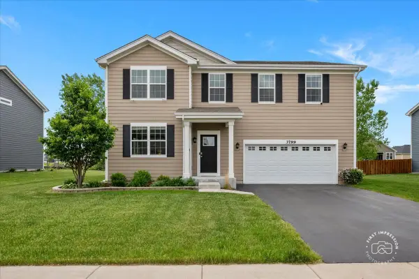 3799 Gardenia Drive, Elgin, IL 60124