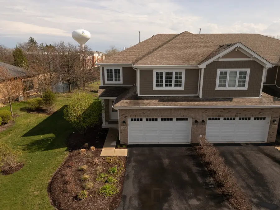 12420 Lacey Drive, Lemont, IL 60439 - #2