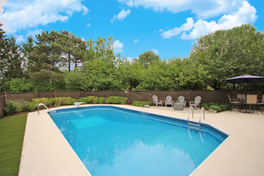 3 N Richmond Court, Lake Zurich, IL 60047 - #3