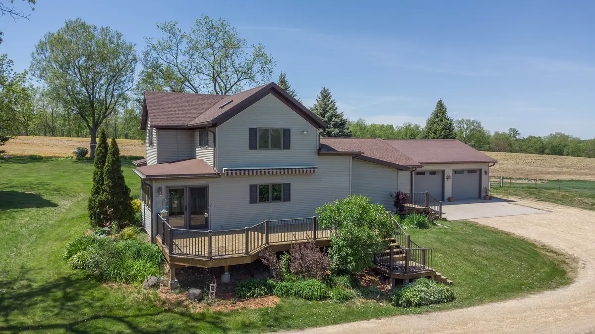 25303 Spring Valley Road, Shannon, IL 61078 - #1