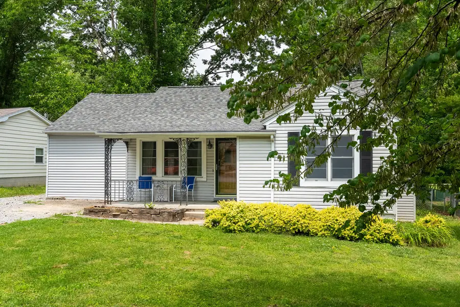 1010 W Jefferson Street, Carbondale, IL 62901 - #3