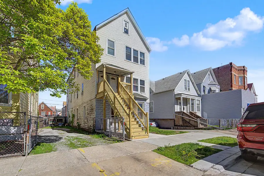 9637 S Avenue M, Chicago, IL 60617 - #2