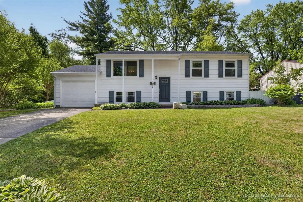 101 W Melody Lane, Woodstock, IL 60098 - #1