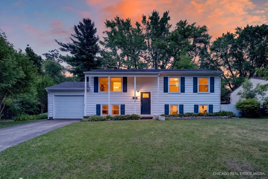 101 W Melody Lane, Woodstock, IL 60098 - #2