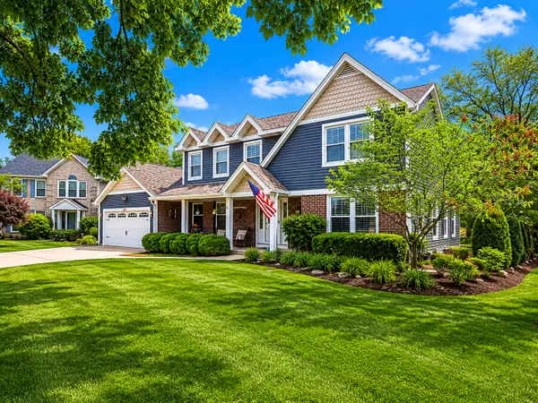 1683 Castaway Court, Hoffman Estates, IL 60010