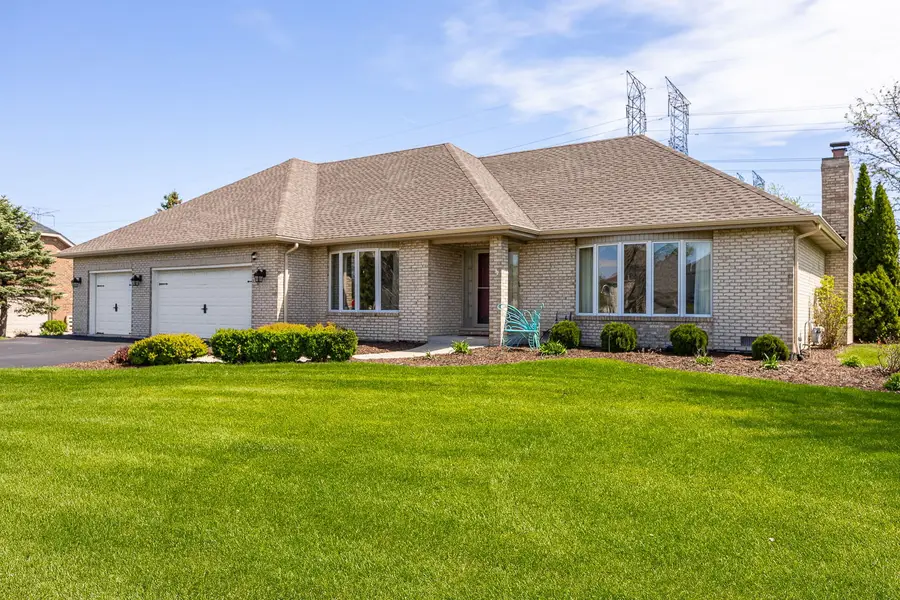 13201 Meadow Hill Lane, Lemont, IL 60439 - #3