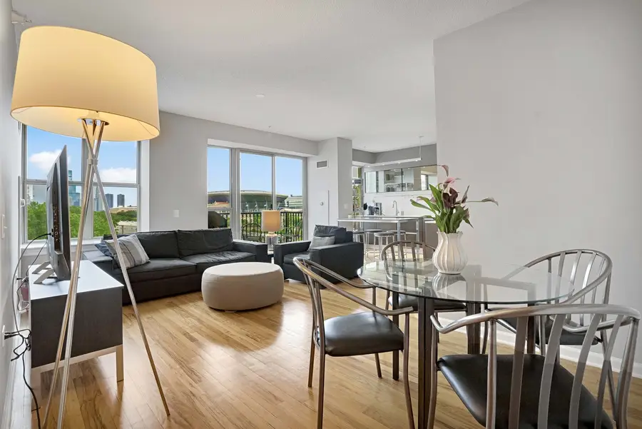 1717 S Prairie Avenue #704, Chicago, IL 60616 - #2