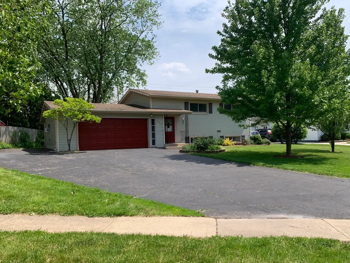 119 Ridge Lane, Geneva, IL 60134 - #1