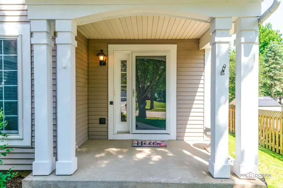 4 Deer Creek Court, Lake In The Hills, IL 60156 - #3