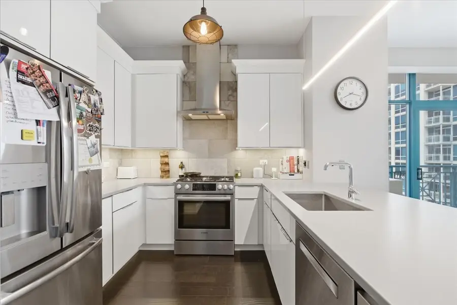 340 W Superior Street #1201, Chicago, IL 60654 - #3