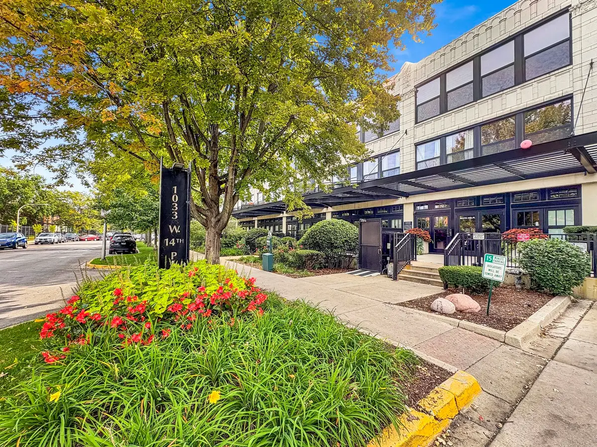 1033 W 14th Place #115, Chicago, IL 60608 - #1