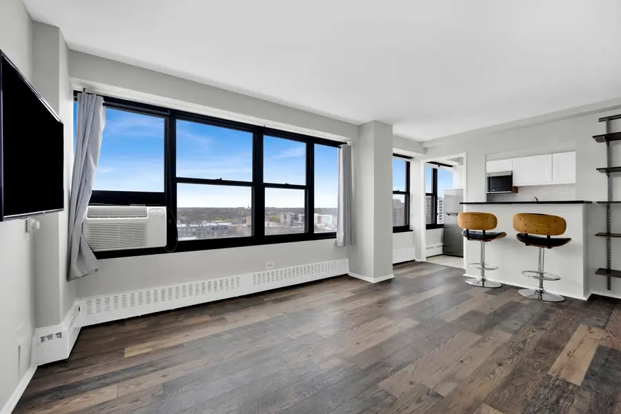 6030 N Sheridan Road #1307, Chicago, IL 60660 - #2