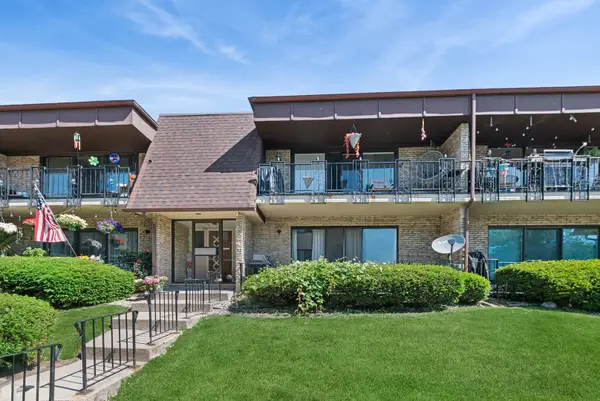 9111 S Roberts Road #7C, Hickory Hills, IL 60457