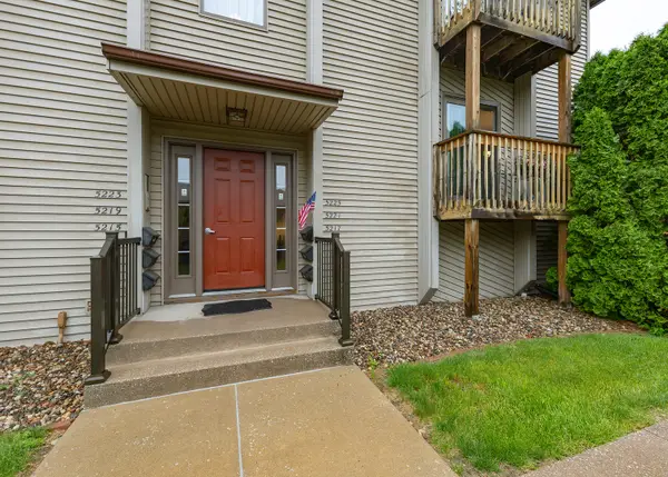 5221 26th Ave A Court #4, Moline, IL 61265