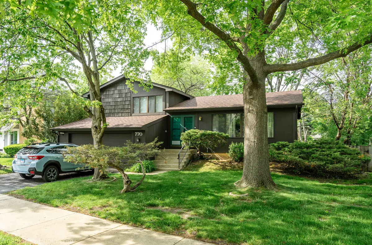 770 Yosemite Trail, Roselle, IL 60172 - #1