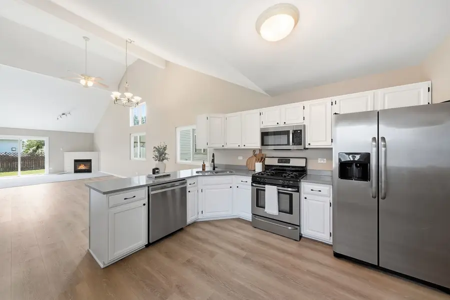 4314 River Glen Drive, Joliet, IL 60431 - #3