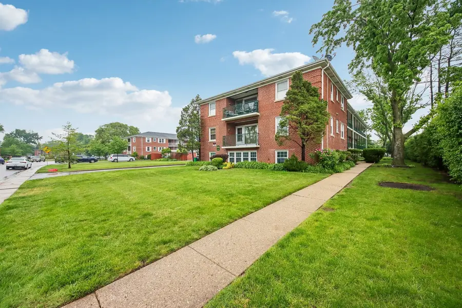 1855 Parkside Drive #8, Park Ridge, IL 60068 - #3