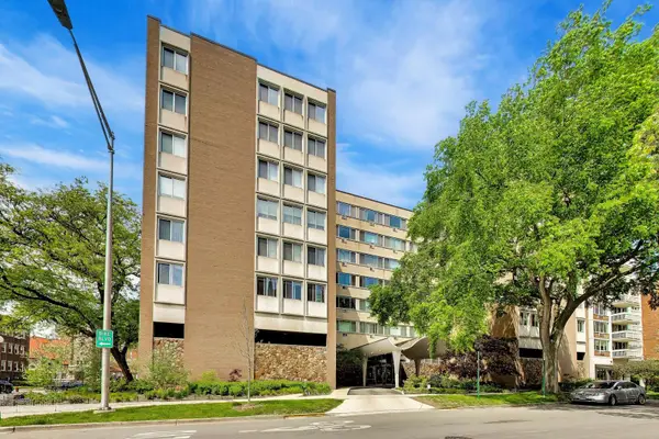 151 N Kenilworth Avenue #2G, Oak Park, IL 60301
