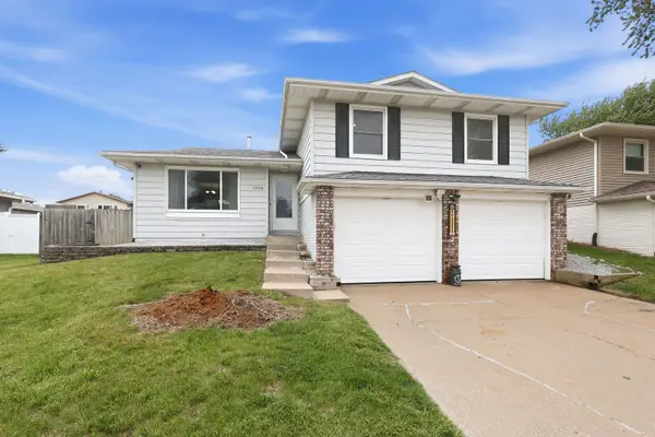 2508 W 60th Street, Davenport, IA 52806