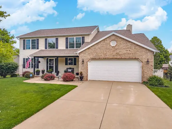 38 Bandecon Way, Bloomington, IL 61704