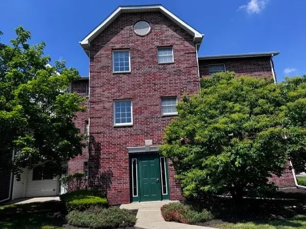 330 Leah Lane #3B, Woodstock, IL 60098
