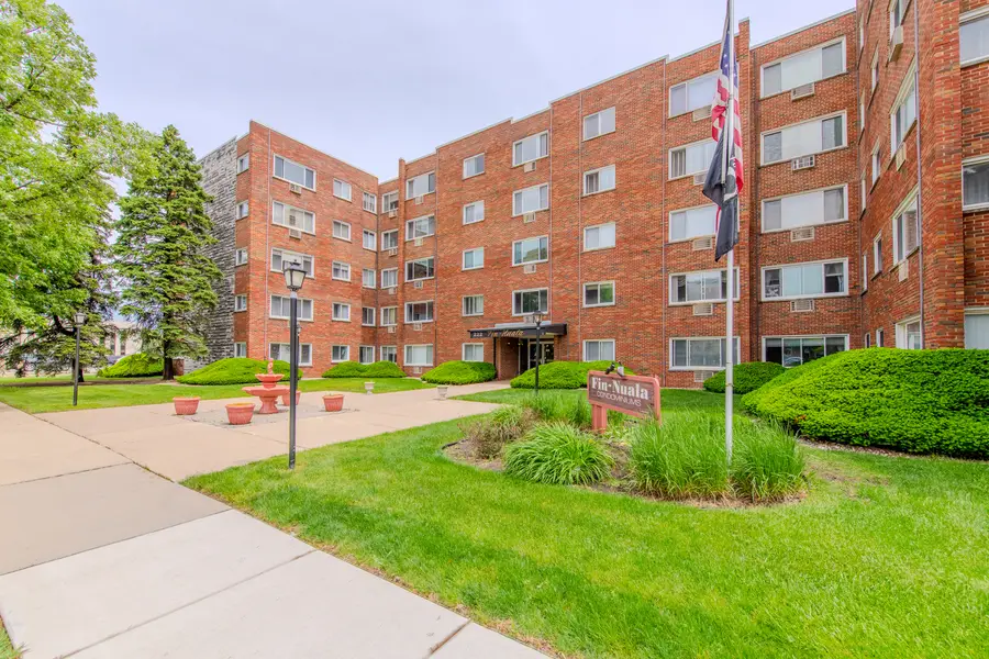 222 Madison Street #210, Joliet, IL 60435 - #3