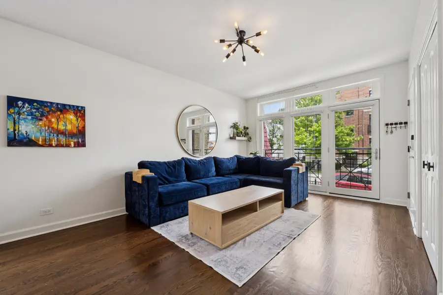 5617 W Lawrence Avenue #1, Chicago, IL 60630 - #3