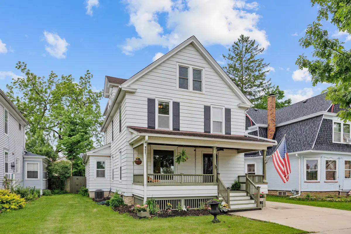 379 Seminary Avenue, Aurora, IL 60505 - #1