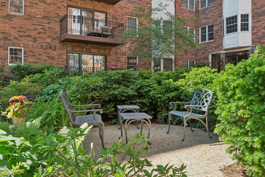 1501 Oak Avenue #102, Evanston, IL 60201 - #2