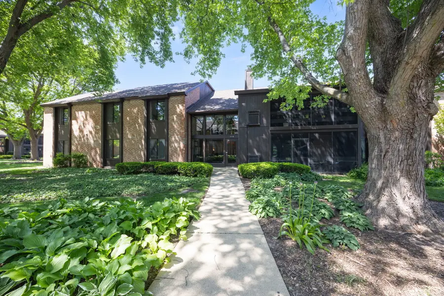 740 Saint Andrews Lane #4, Crystal Lake, IL 60014 - #2