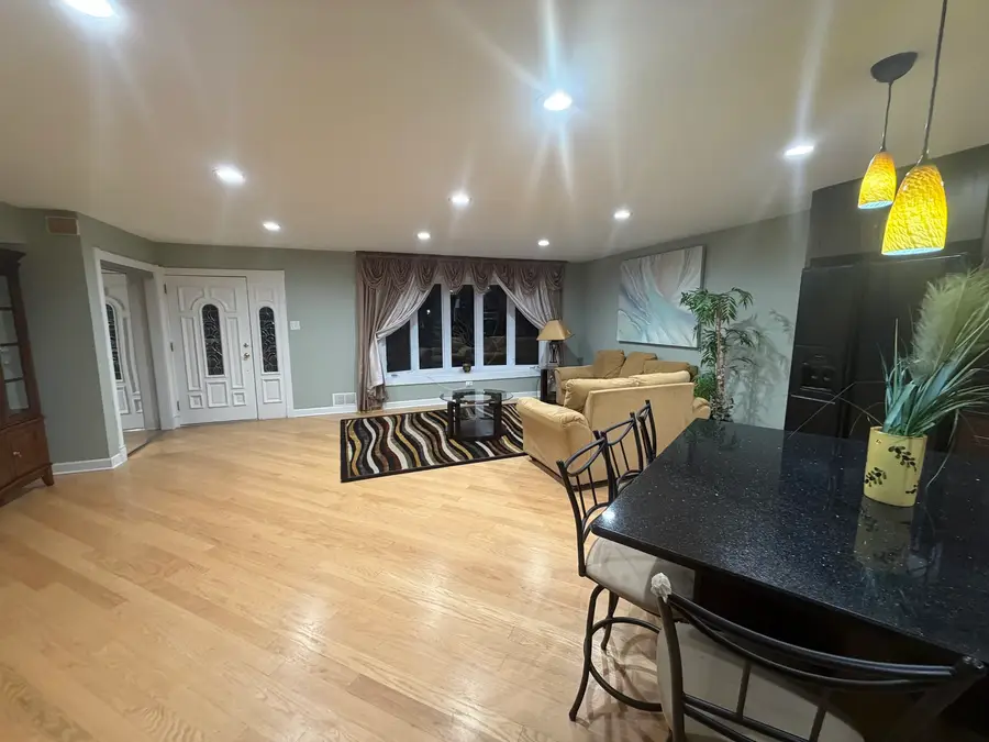 12118 W Somerset Road, Orland Park, IL 60467 - #3