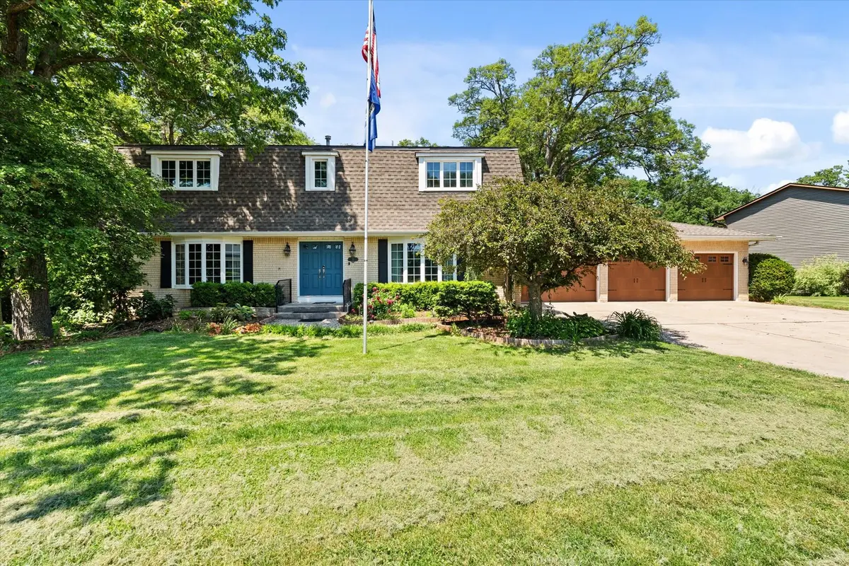 10 Oak Grove Road, Geneseo, IL 61254 - #1