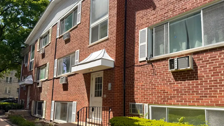 327 Wisconsin Avenue #6A, Oak Park, IL 60302 - #2