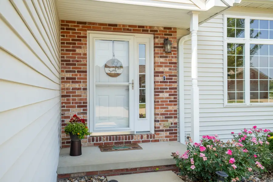 1402 Caro Court #1402, Mahomet, IL 61853 - #3