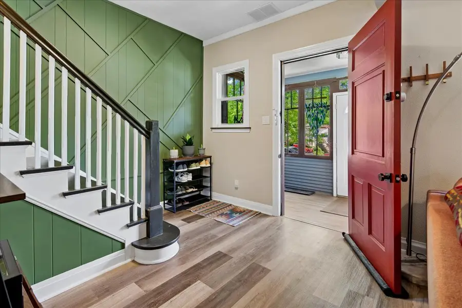 4450 N Kasson Avenue, Chicago, IL 60630 - #3
