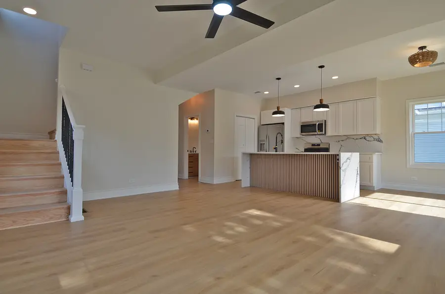 414 2nd Avenue, Ottawa, IL 61350 - #3